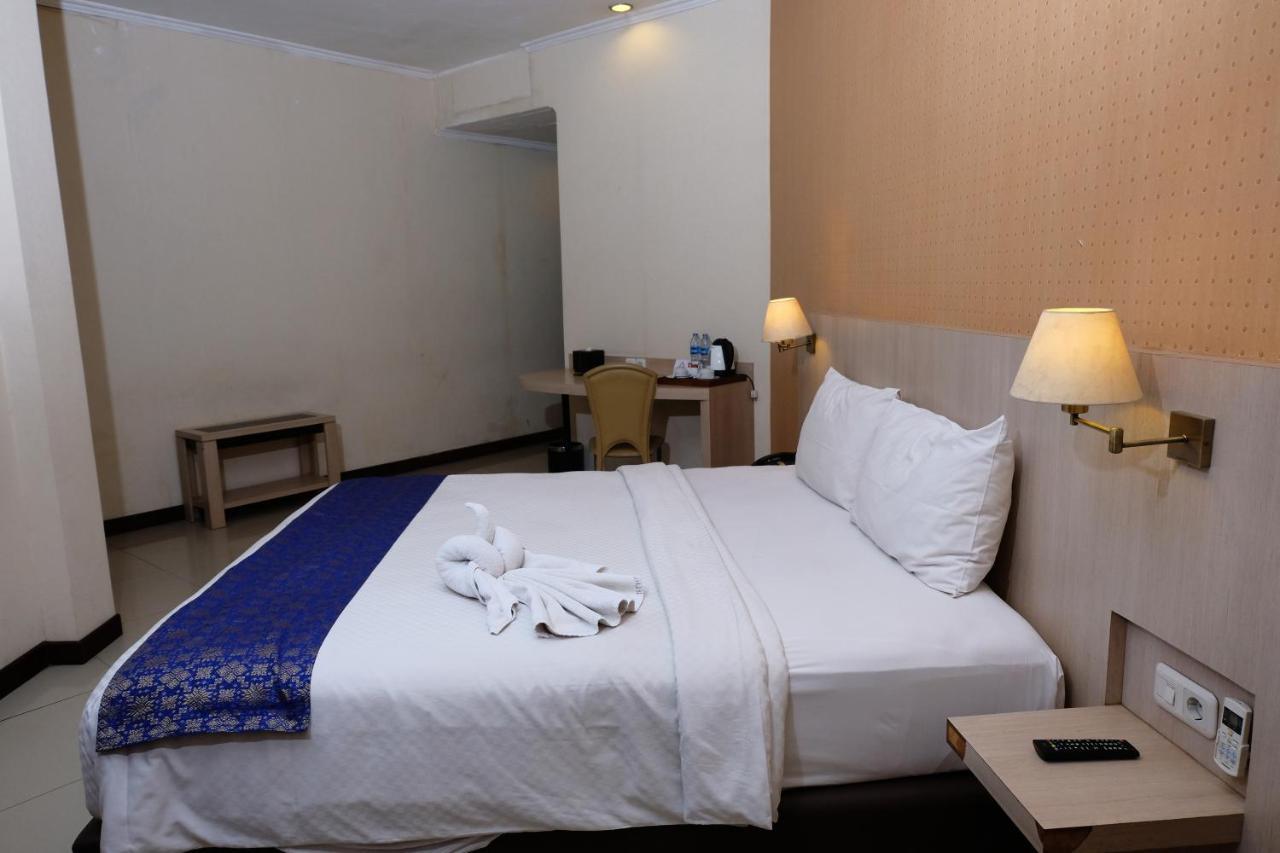 Rio City Hotel Palembang Kültér fotó