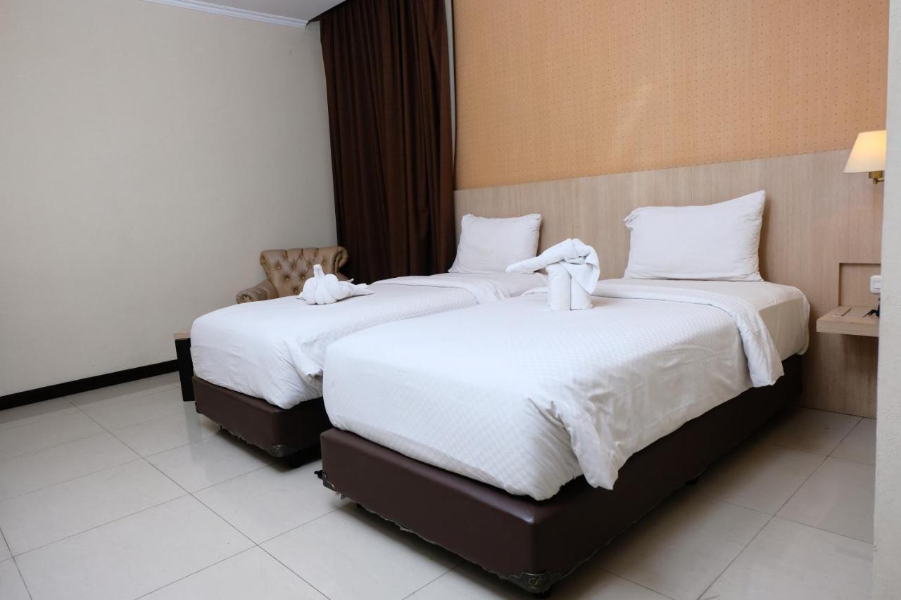 Rio City Hotel Palembang Kültér fotó