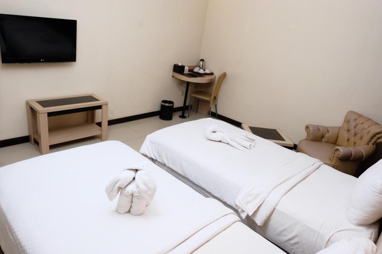 Rio City Hotel Palembang Kültér fotó