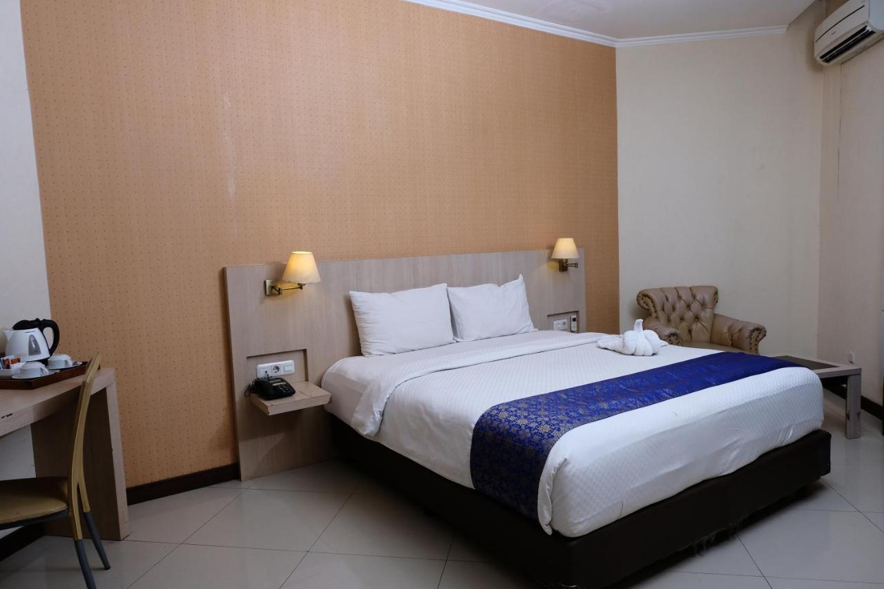 Rio City Hotel Palembang Kültér fotó
