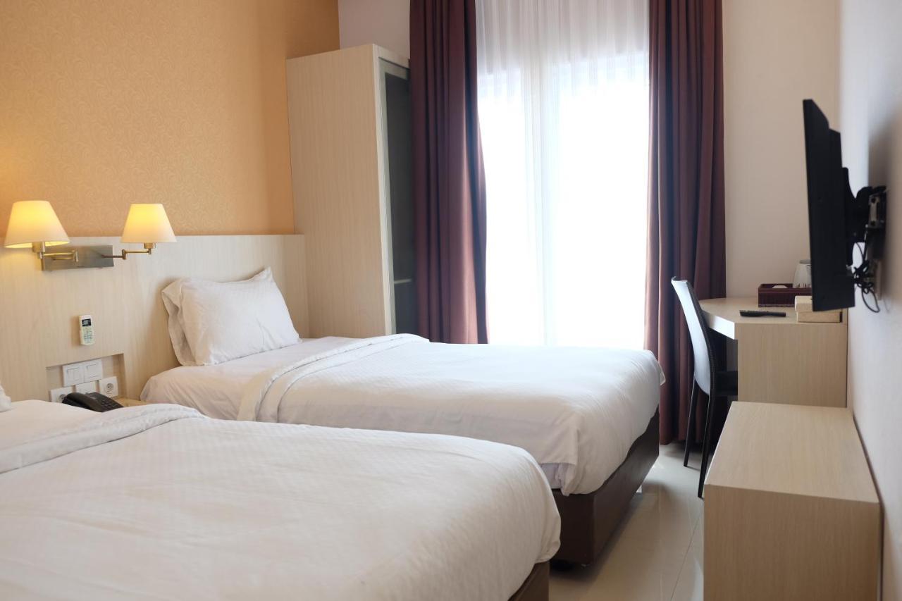Rio City Hotel Palembang Kültér fotó