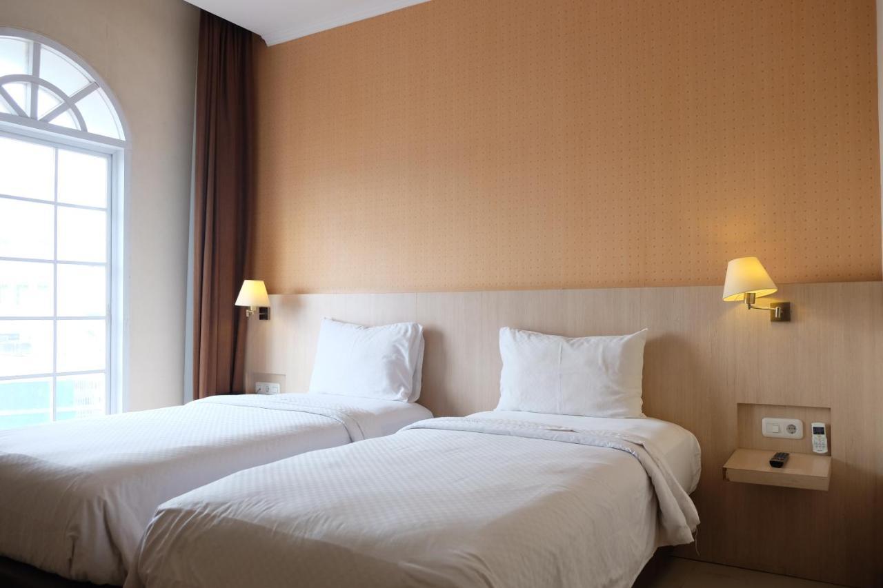 Rio City Hotel Palembang Kültér fotó