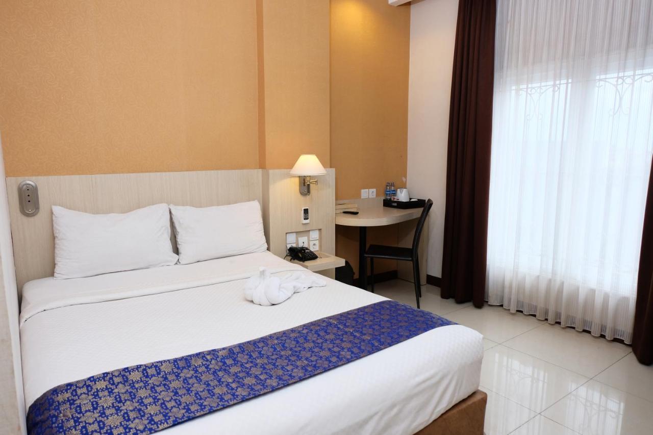 Rio City Hotel Palembang Kültér fotó