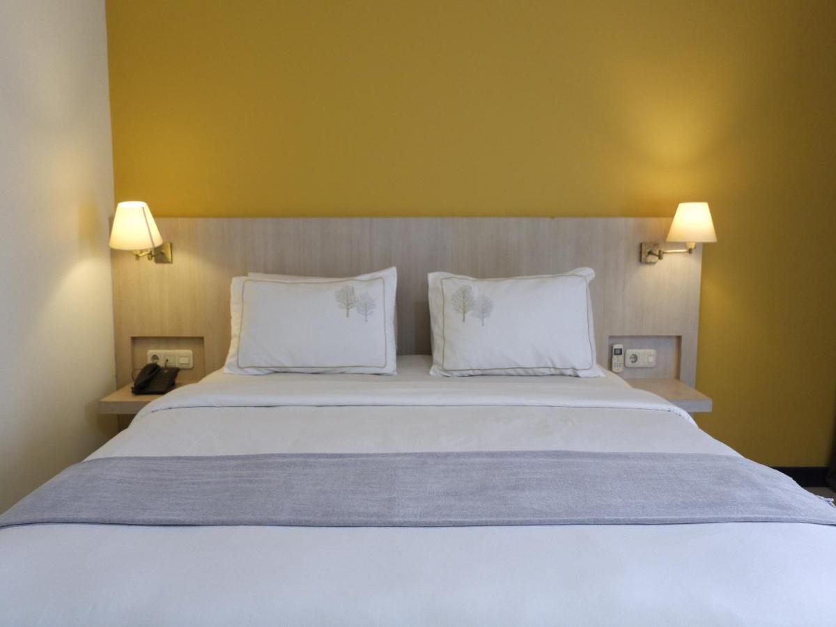 Rio City Hotel Palembang Kültér fotó