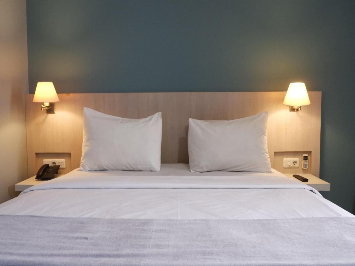 Rio City Hotel Palembang Kültér fotó