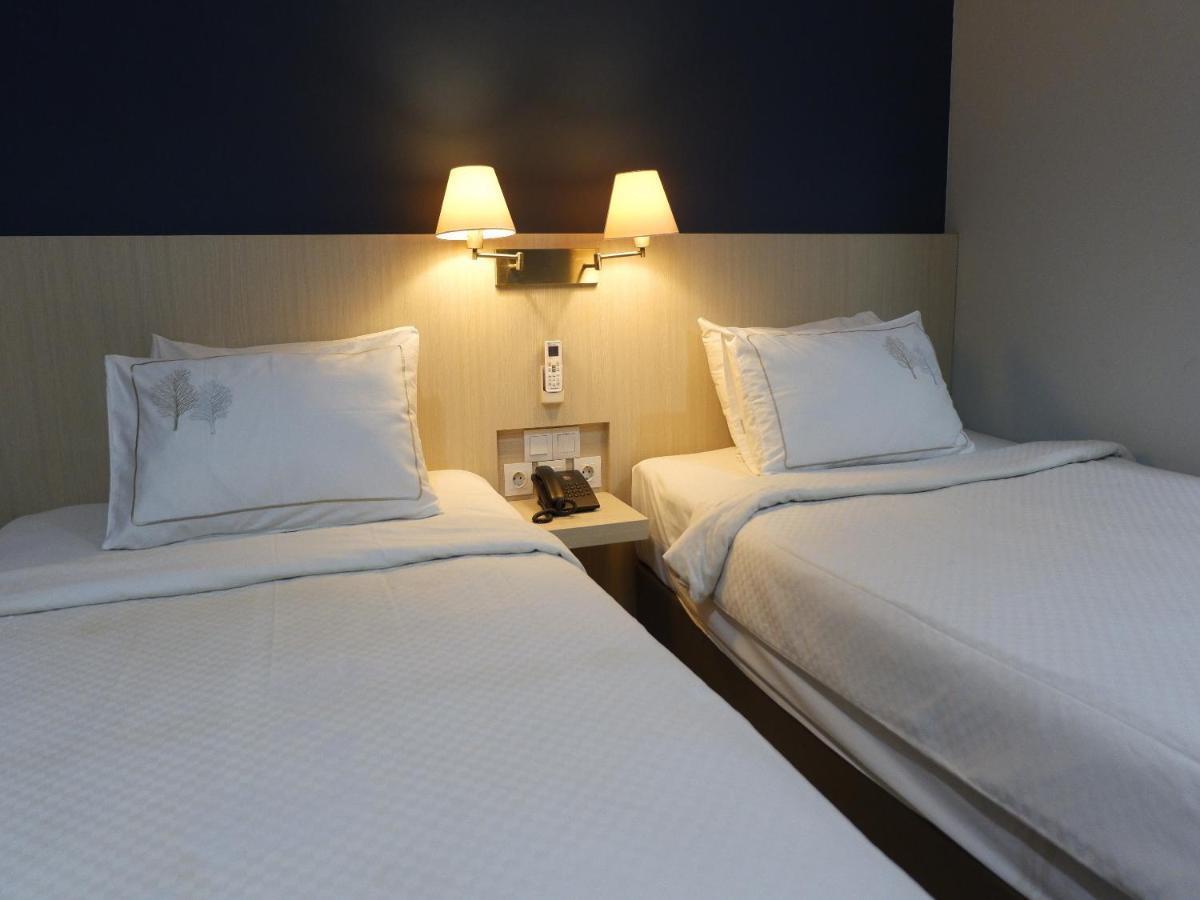 Rio City Hotel Palembang Kültér fotó