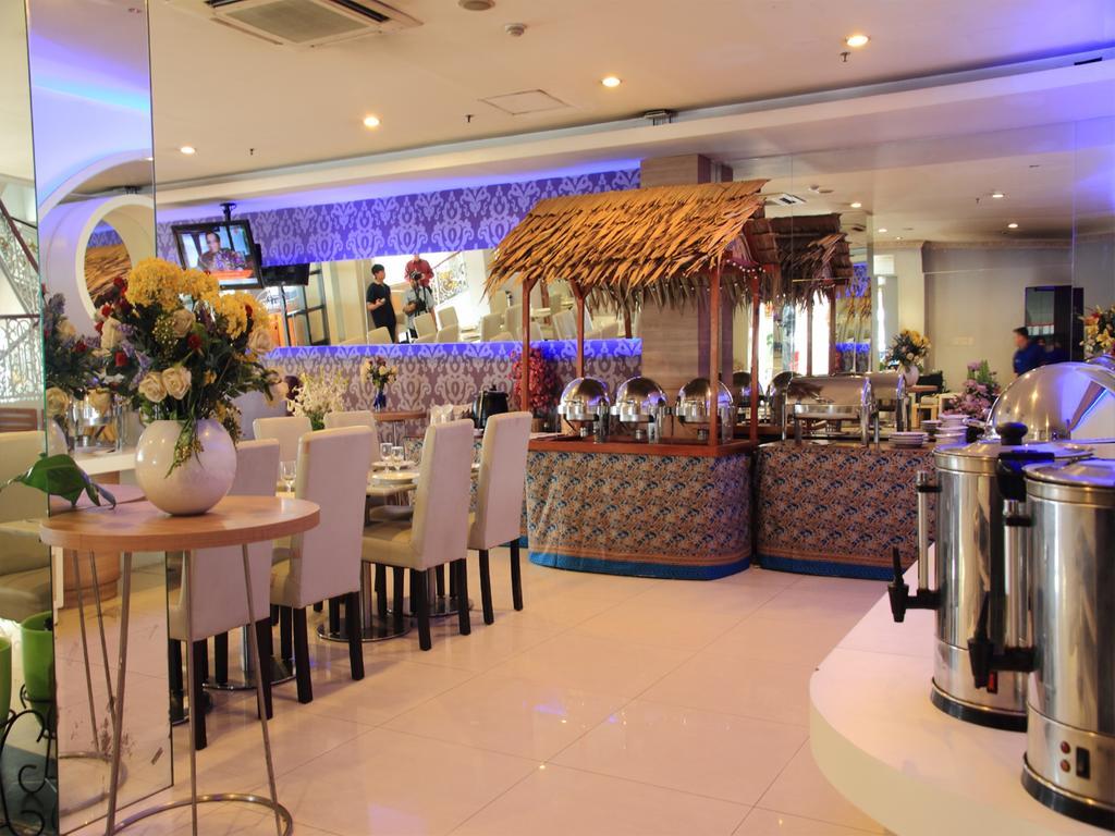 Rio City Hotel Palembang Kültér fotó