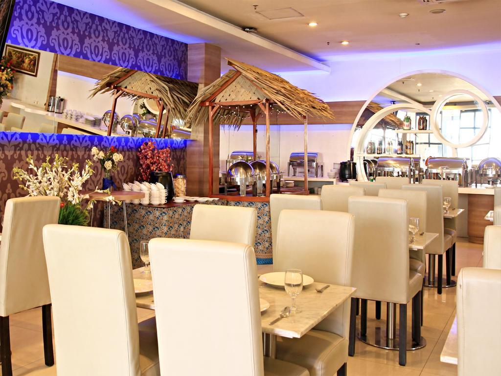 Rio City Hotel Palembang Kültér fotó