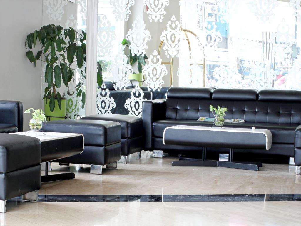 Rio City Hotel Palembang Kültér fotó